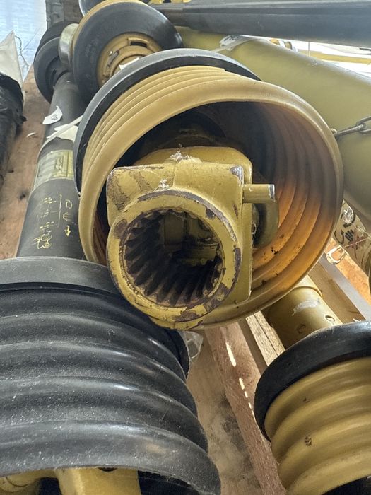 wałek przekaźnika mocy WOM do brony aktywnej Walterscheid