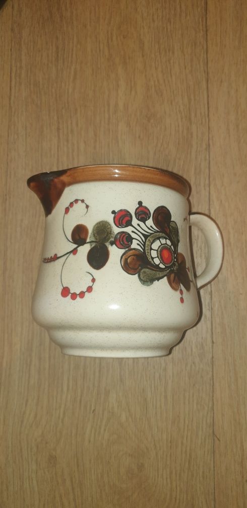 Dzbanuszek ceramiczny