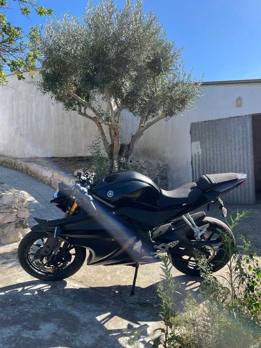 Yamaha YZF 125R para peças