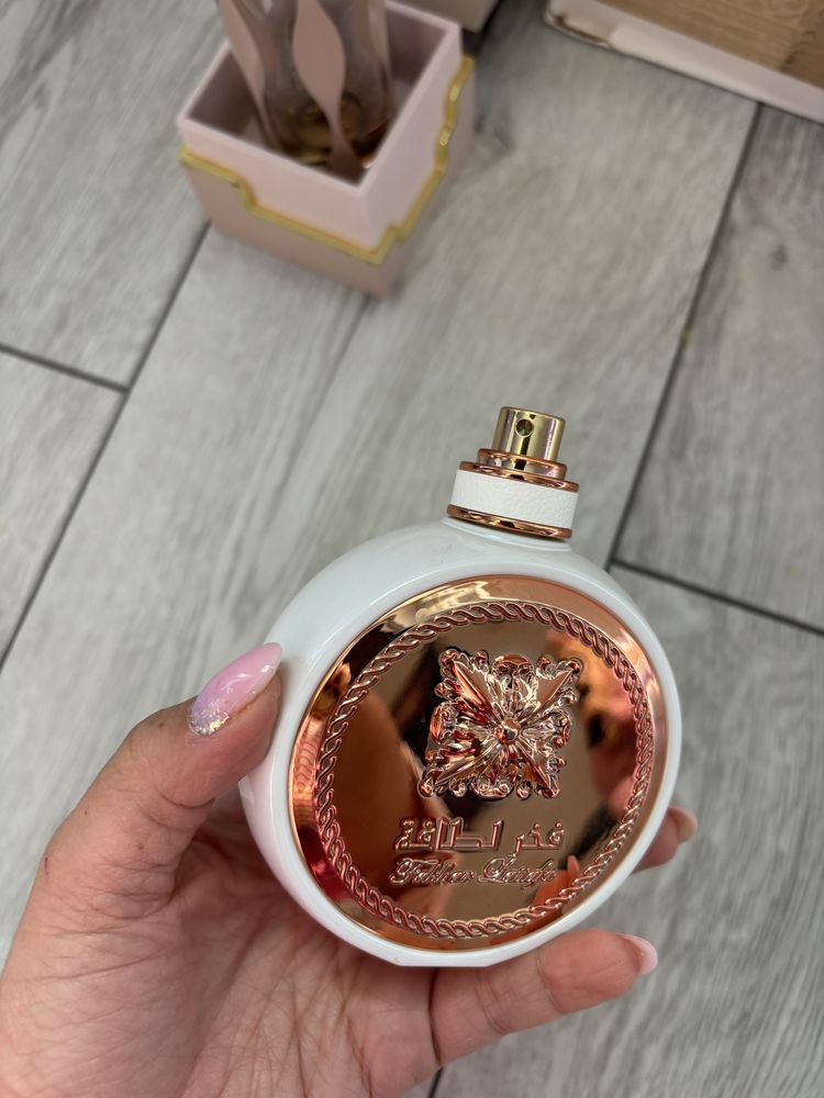 Lattafa Fakhar Arabskie perfumy