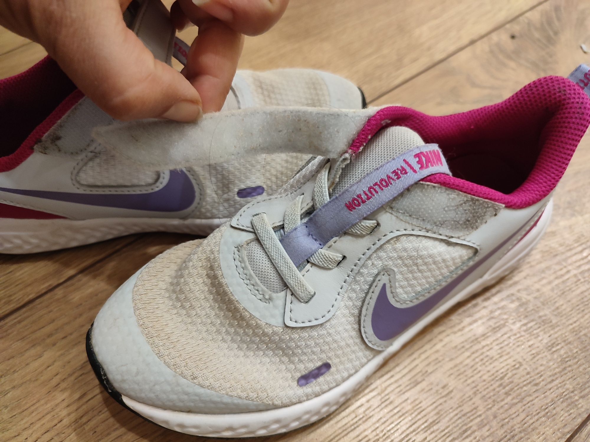 Buty sportowe Nike 30