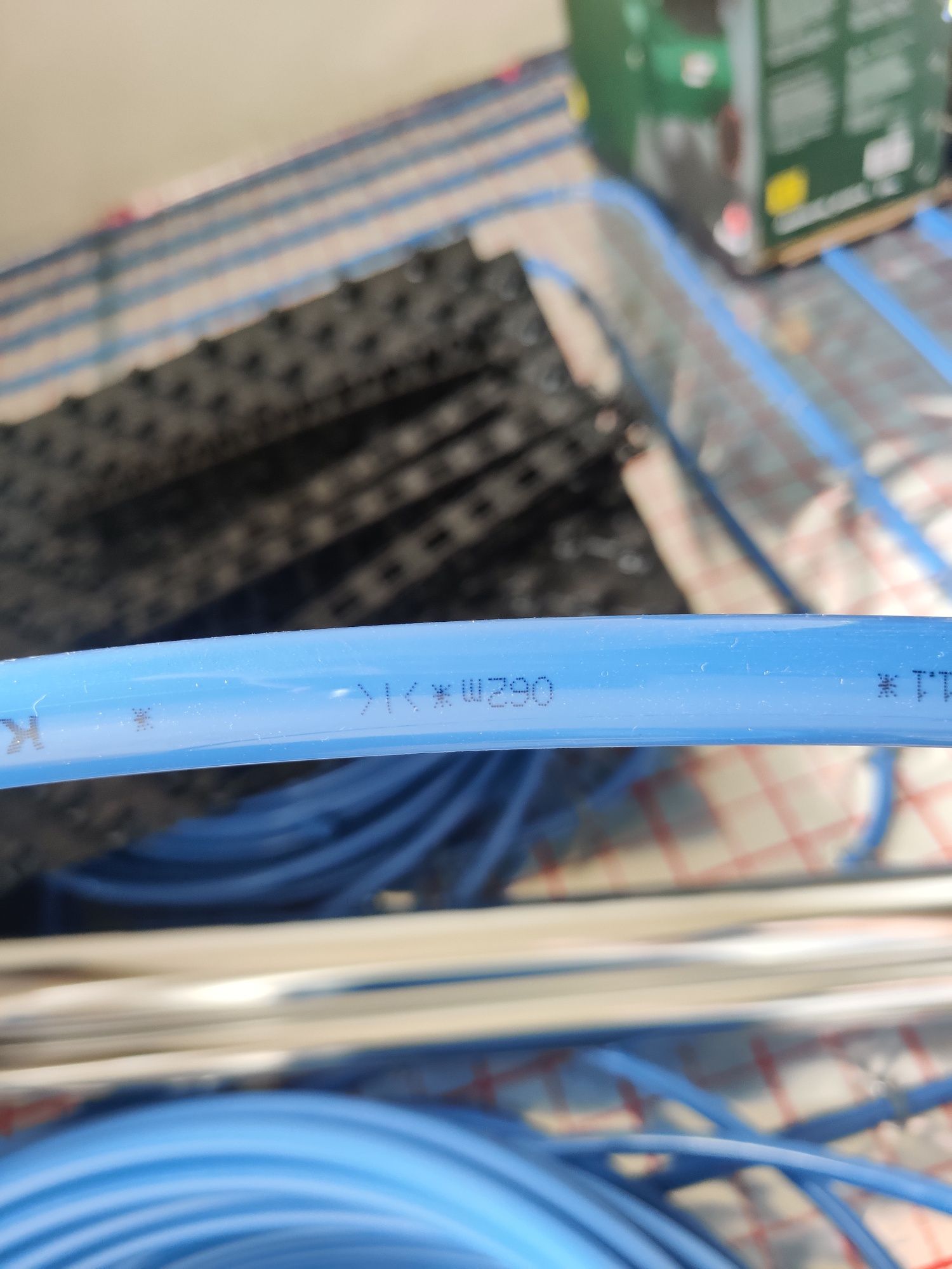 Rura ogrzewania podłogowego 16x2 kantherm blue pert, 87m i 62m + inne
