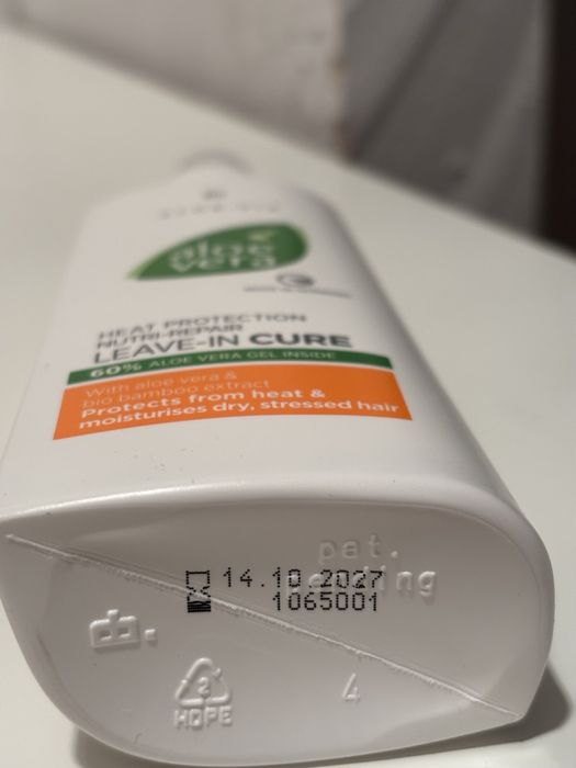 AV Nutri-Repair Odżywka do włosów w sprayu bez spłukiwania