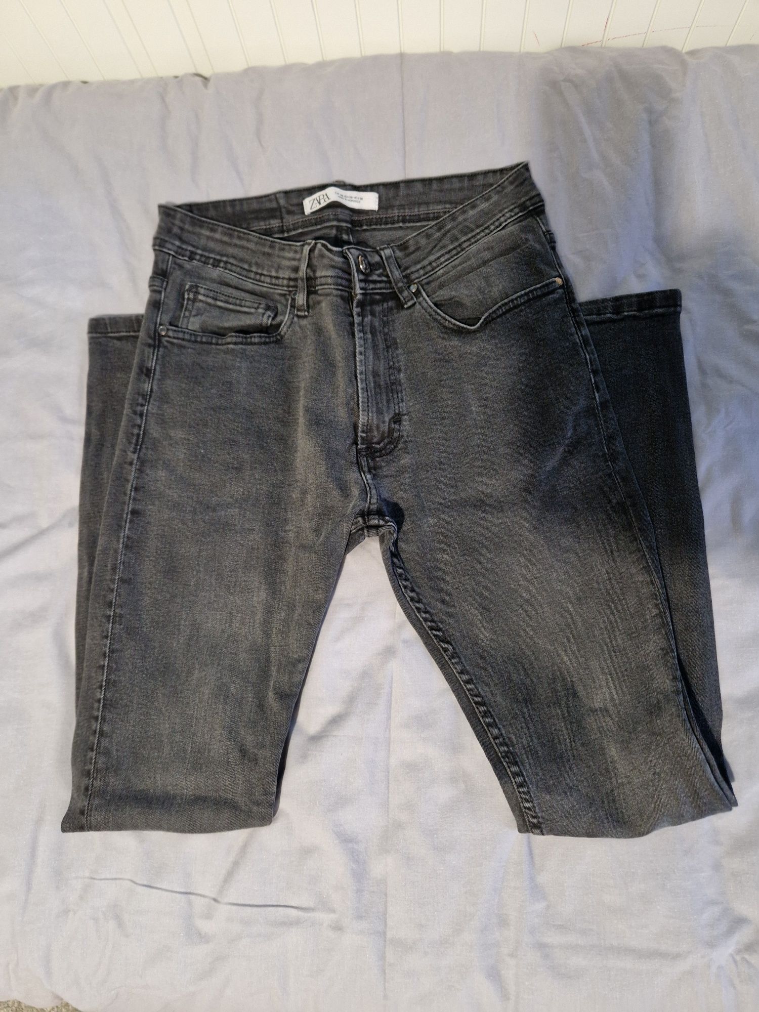 Calças ganga skinny Zara