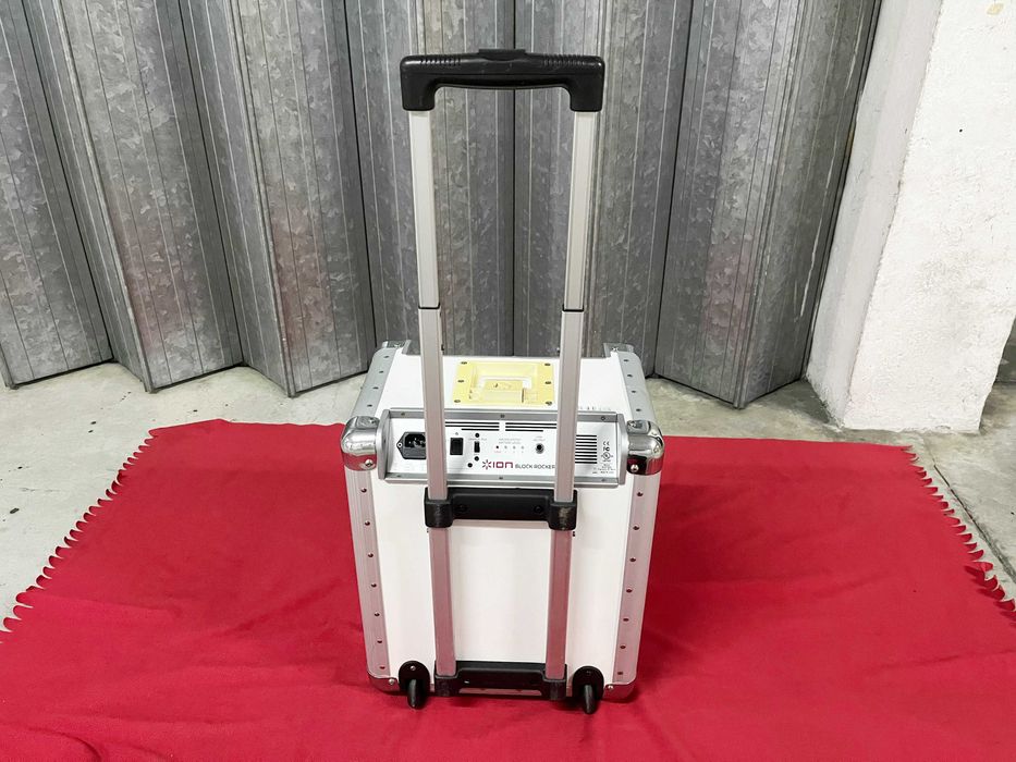 Coluno portátil ION Block Rocker