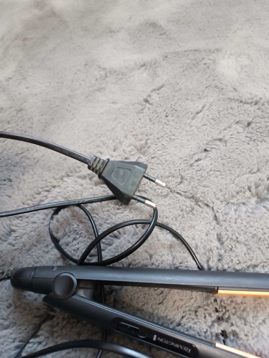 Стайлер-випрямляч для волосся Remington