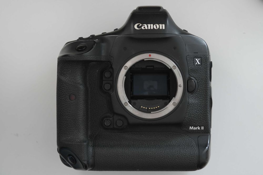 Canon EOS-1D X Mark II 1DX przebieg tylko 84 tys.