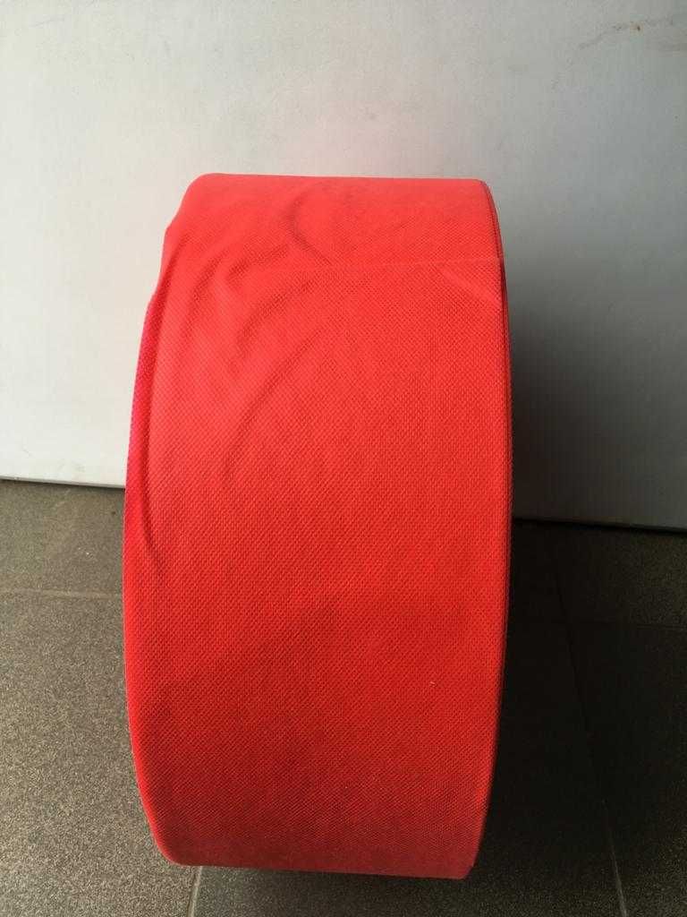 Agrowłóknina spunbond czerwona 65 g / 16 cm