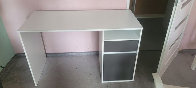 Biurko szkolne biale