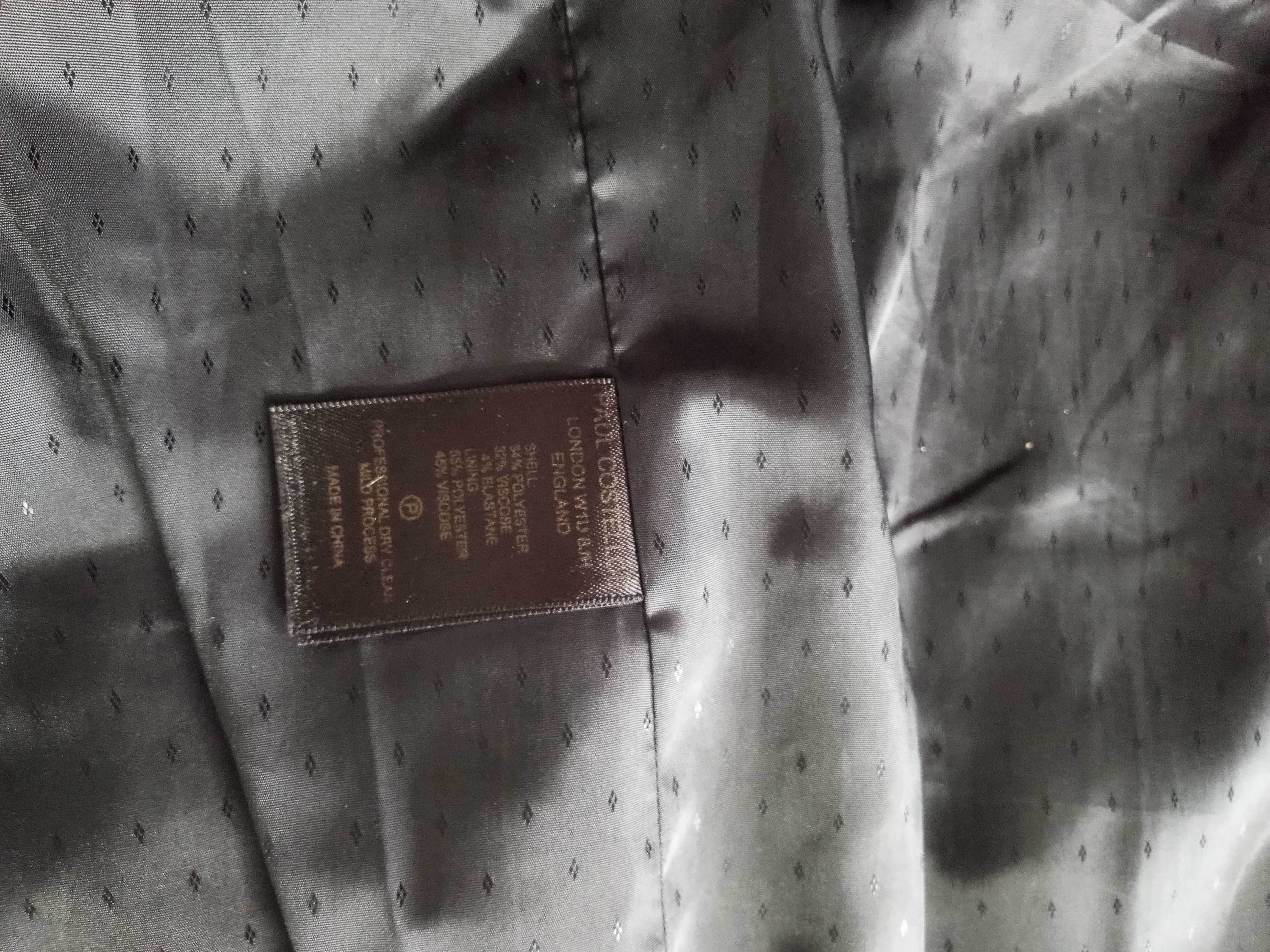 Czarny elegancki płaszcz 36/S Paul Costelloe