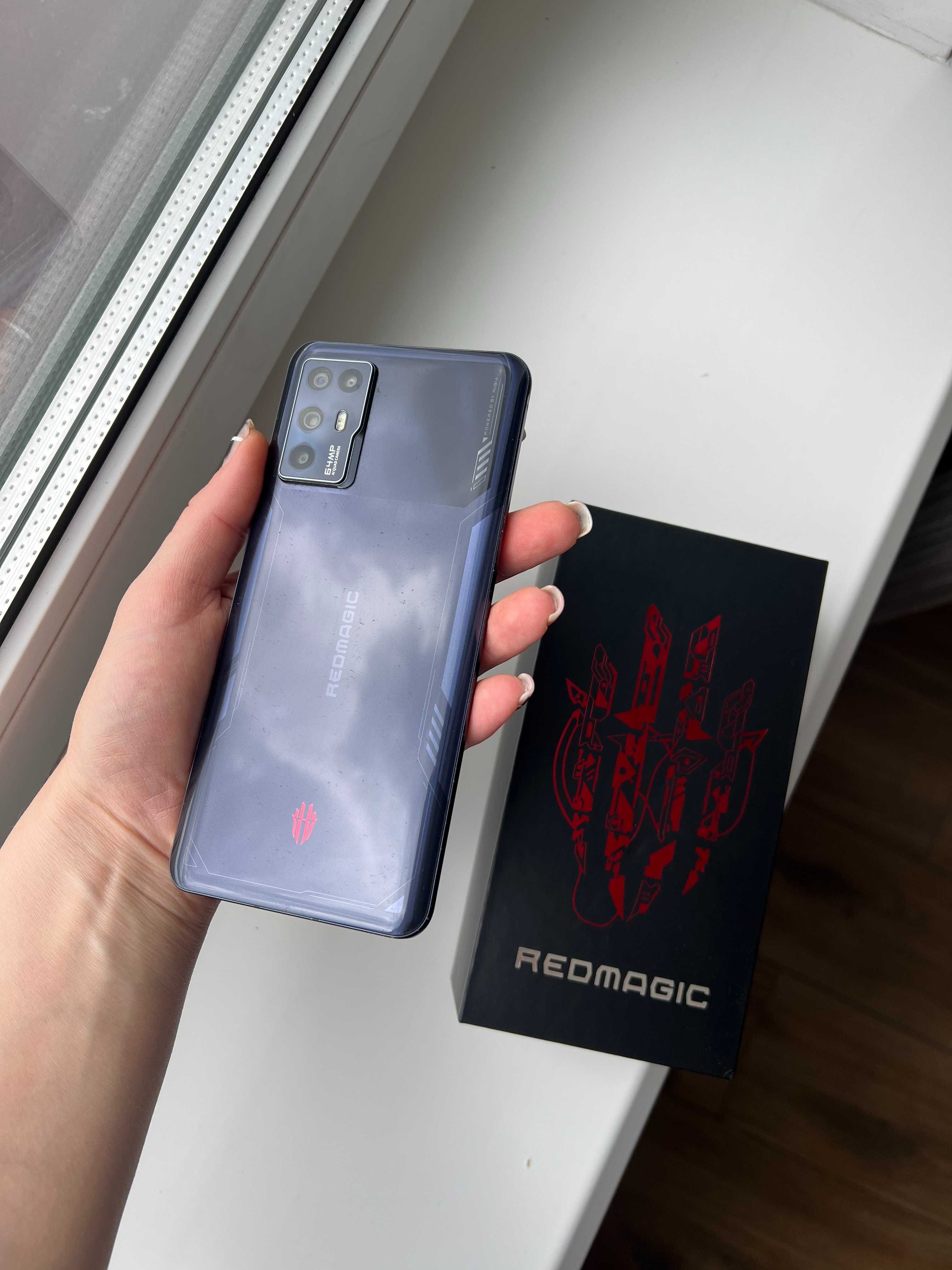Ігровий ZTE Nubia RedMagic 6R 8/128GB