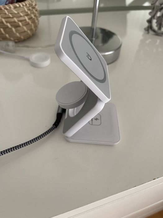 Iphone + ipad + apple whatch + airpods pro