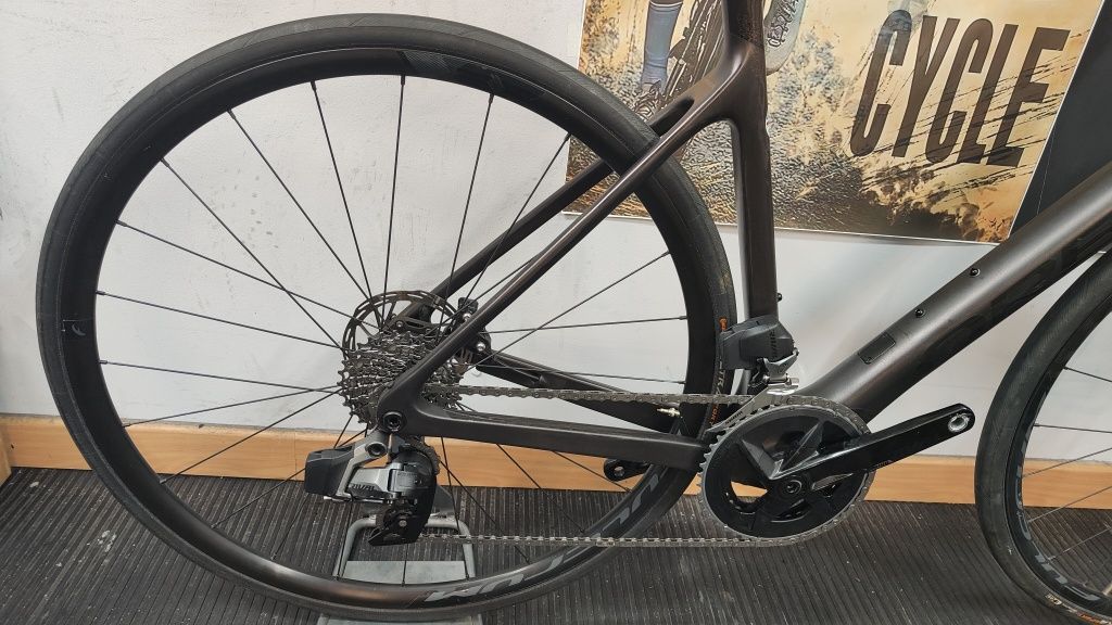 Orbea Orca SRAM rival AXS