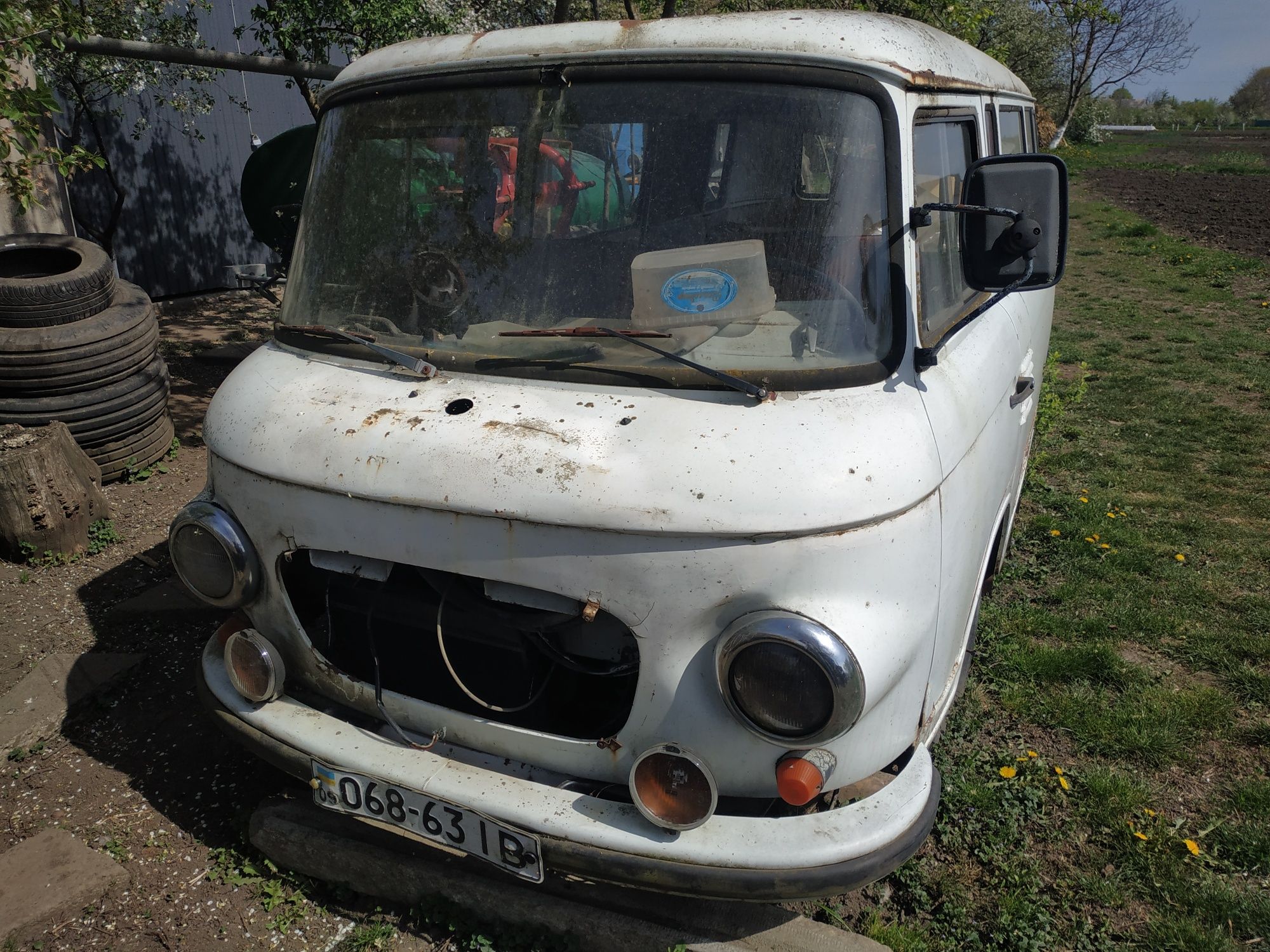 Barkas з двигуном ваз2105