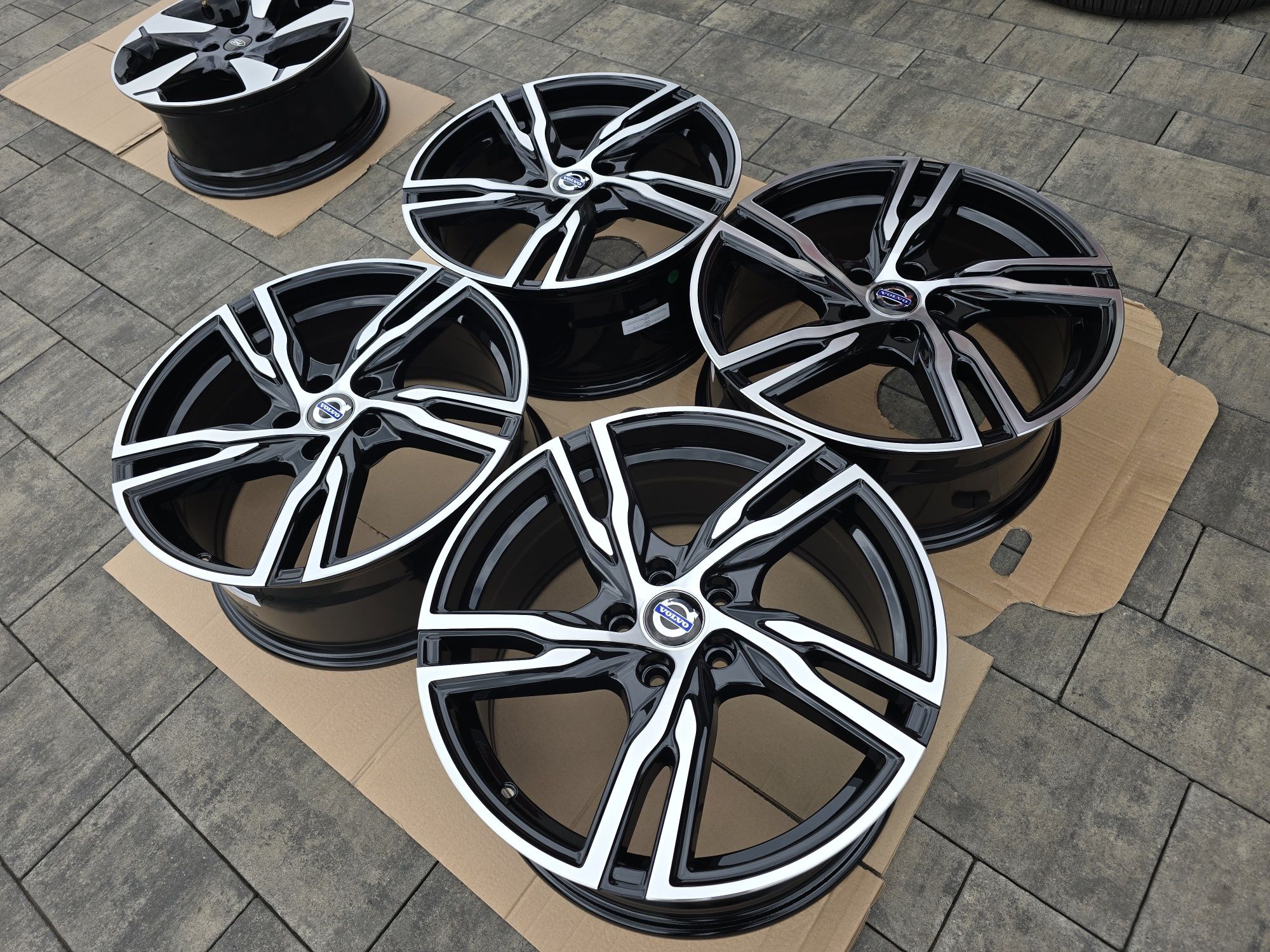 Alufelgi 18" 5x108 ET45 VOLVO XC40 XC60 XC90 V60 S60 S80 INNE !