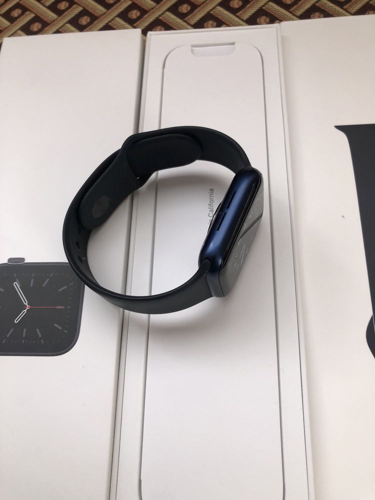 Apple Watch 6 44 стан супер!
