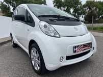 Peugeot iOn Active