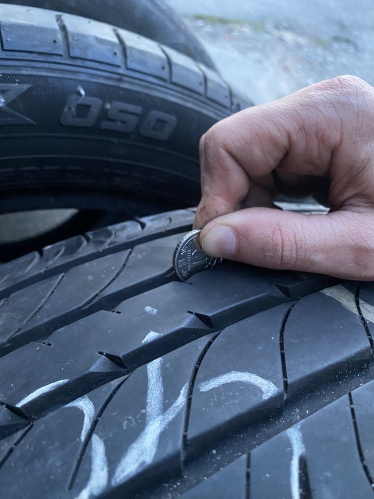 Шини 4 шт, Dunlop sp sport maxx 235/55 R20