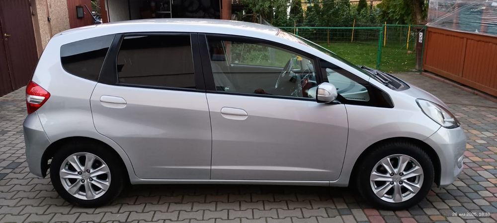 Sprzedam Hondę Jazz 2011