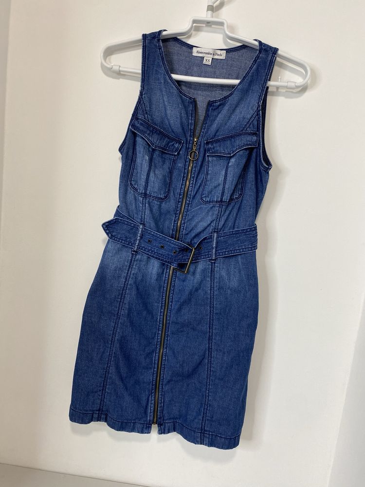 Джинсовое платье сарафан Abercrombie & Fitch Xs