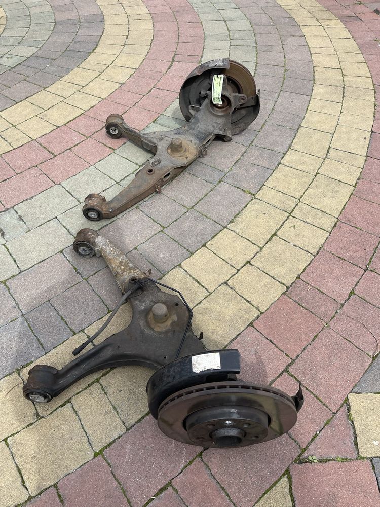 Задній ричаг взборі volkswagen T5 T6