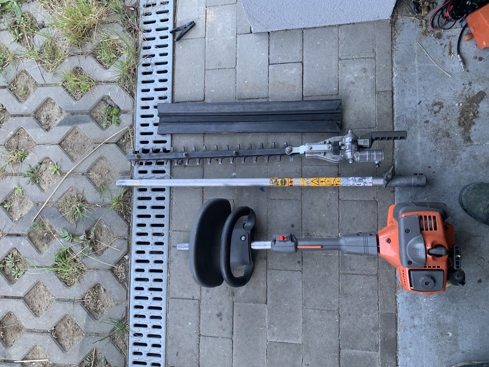 Podkaszarka / nozyce/ dmuchawa Husqvarna 325had55 dziekony wał