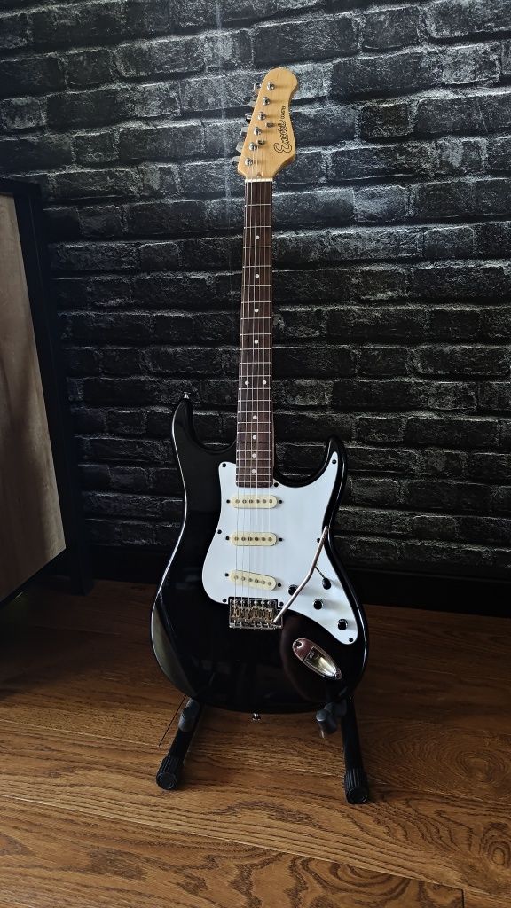 Gitara Elektryczna Encore Stratocaster po setupie. Idealna na Start!