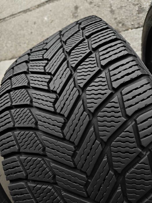 R18 245 40 шини зимові 22р Michelin X-Ice Snow преміум гума