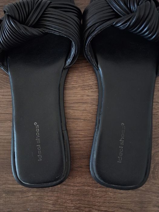 Шльопанці чорного кольору, 41р,