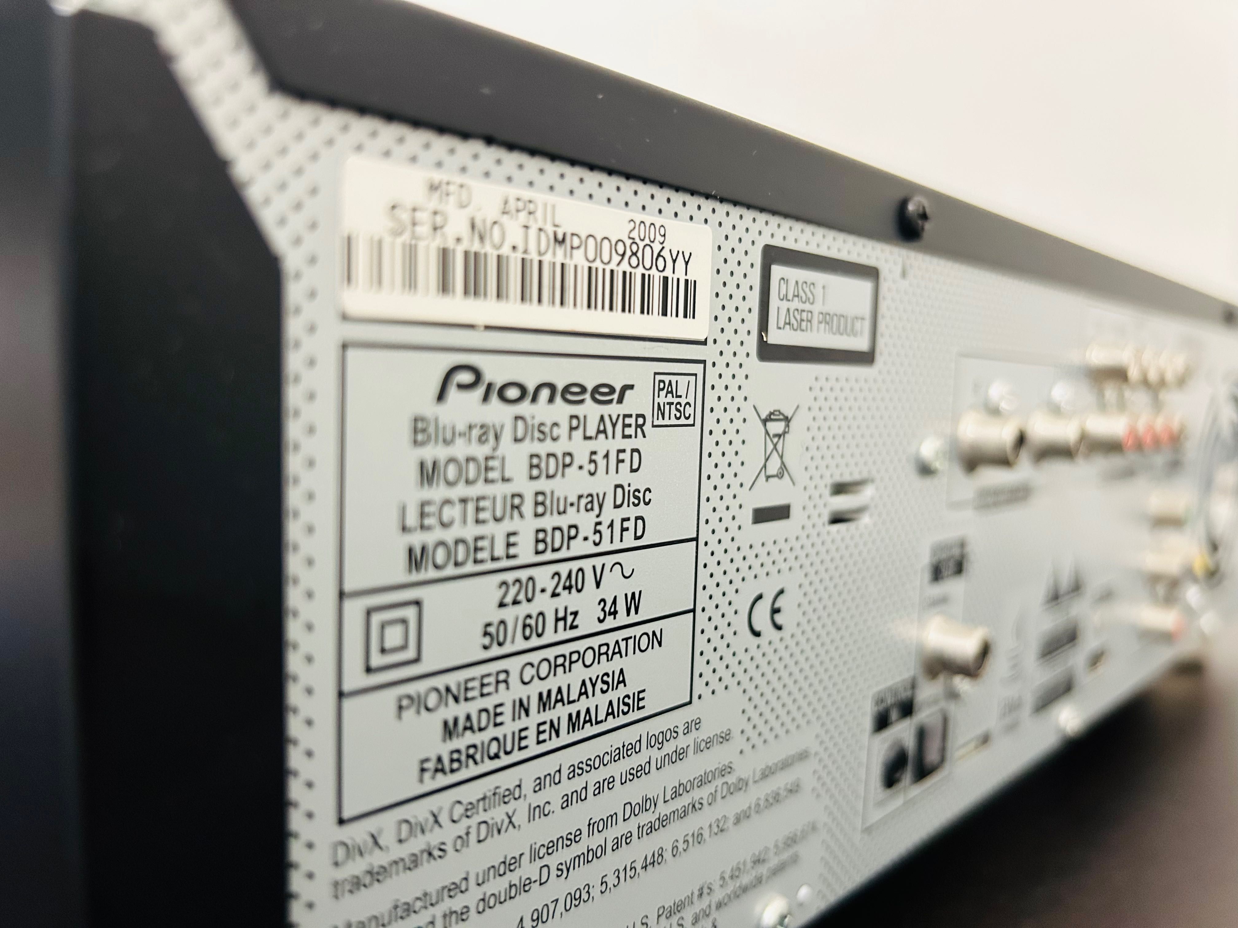 Pioneer BDP-51FD  Blu-ray Player