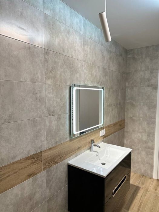 Продаж 2 км квартири з ремонтом в центрі міста