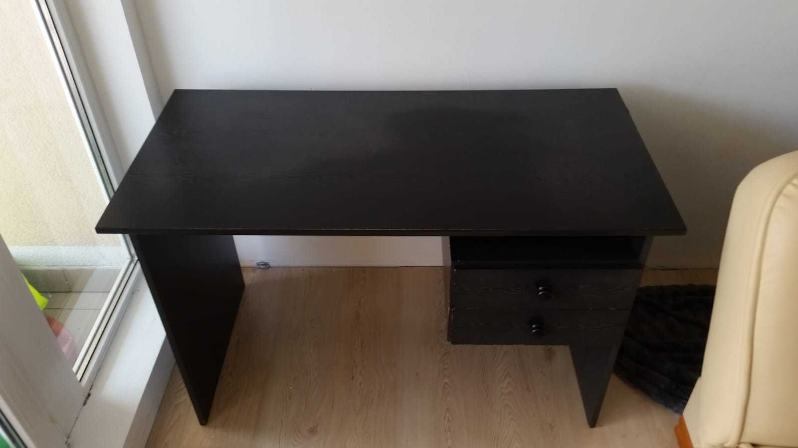 Biurko czarne ergonomiczne