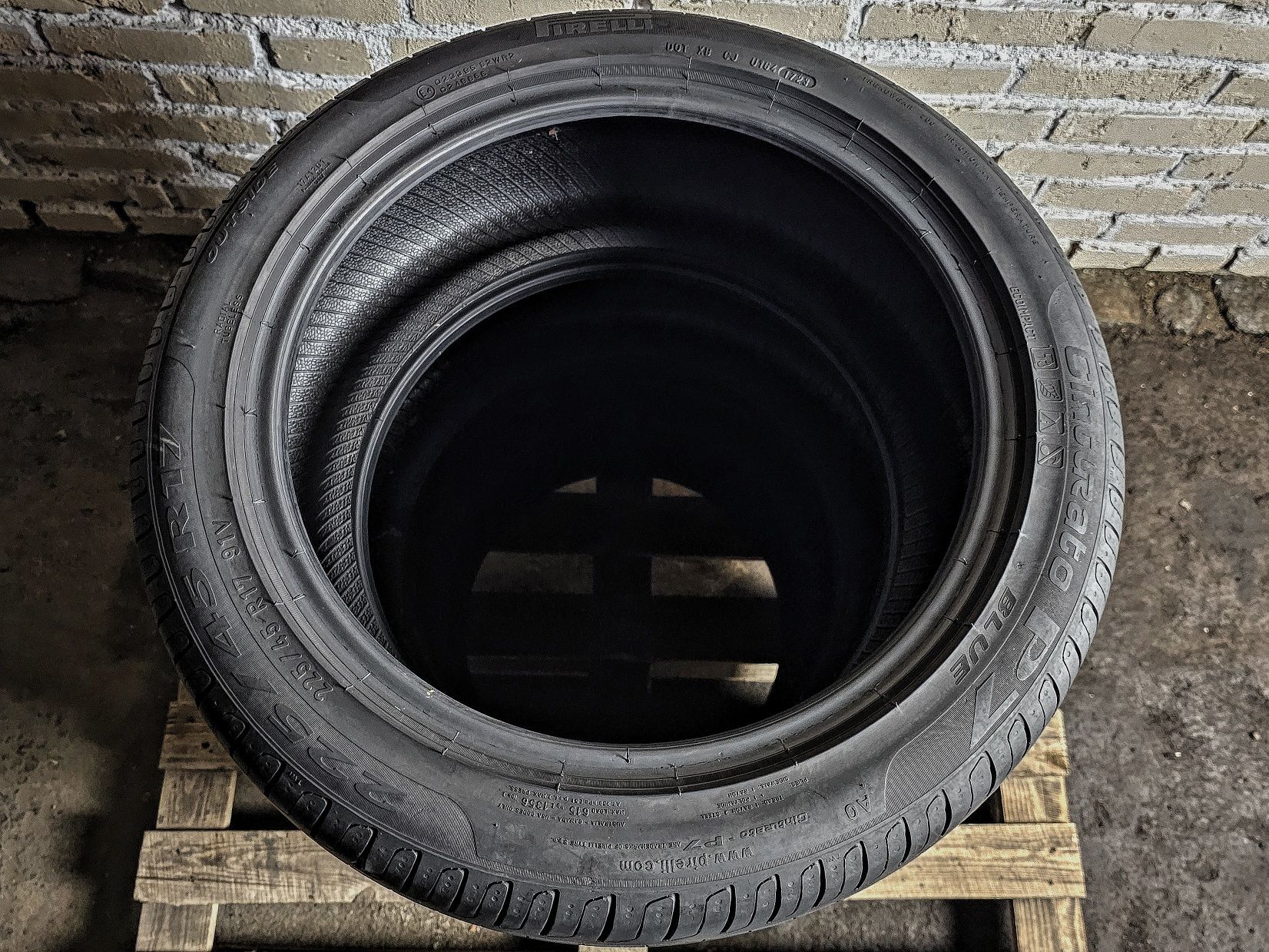 225/45r17 Pirelli | 2023 | Italy | 8/7mm | Літні шини | Вигідна ціна
