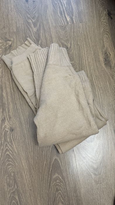 Вовняний костюм Estro