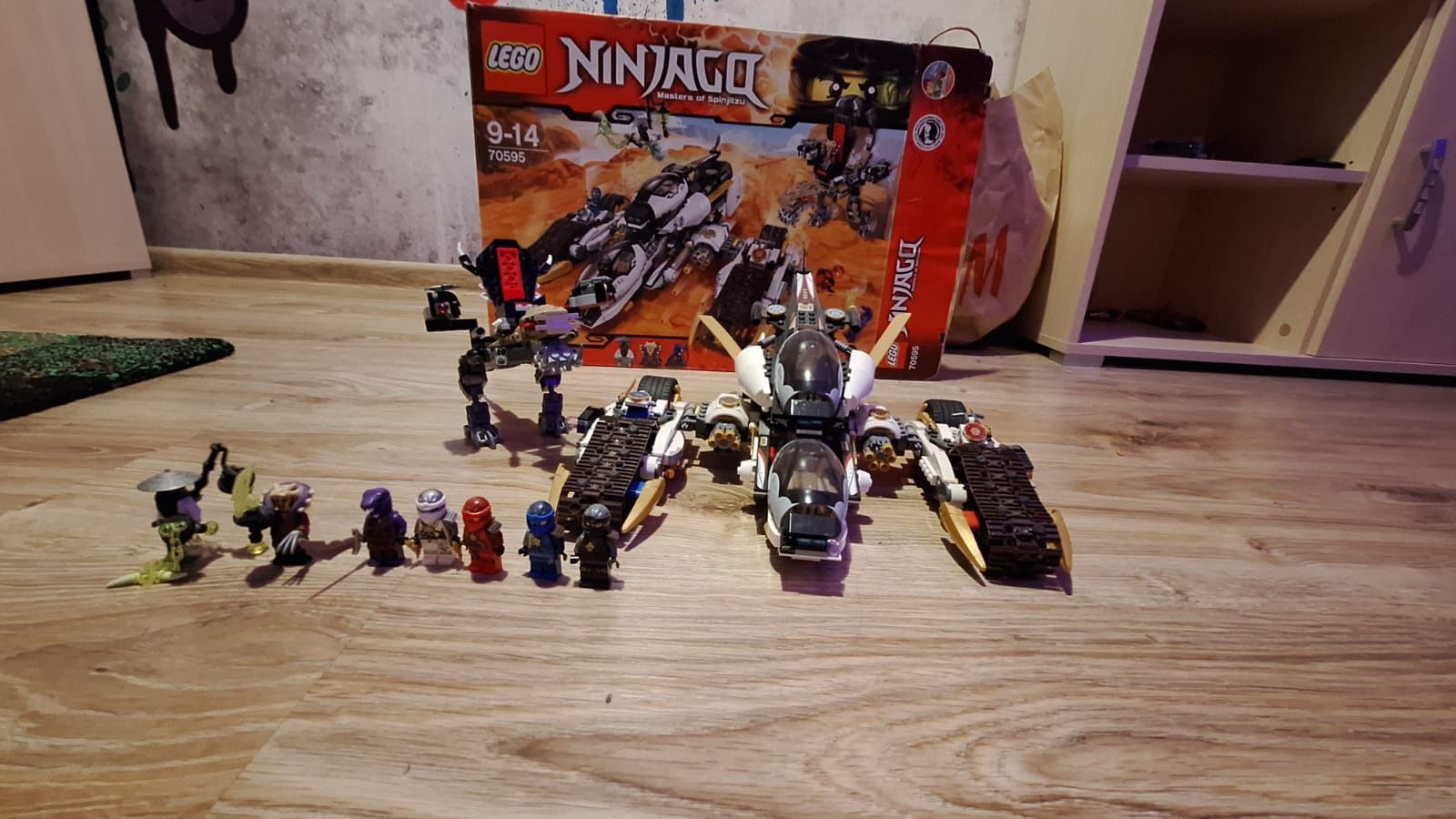 LEGO Ninjago niewykrywalny pojazd Ninja 70595