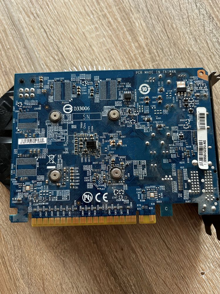 GIGABYTE geforce GTX750OC 2048mb ddr5 128BIT Karta graficzna