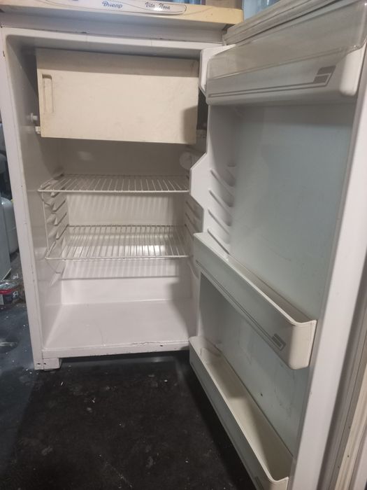 Холодильник б.у.