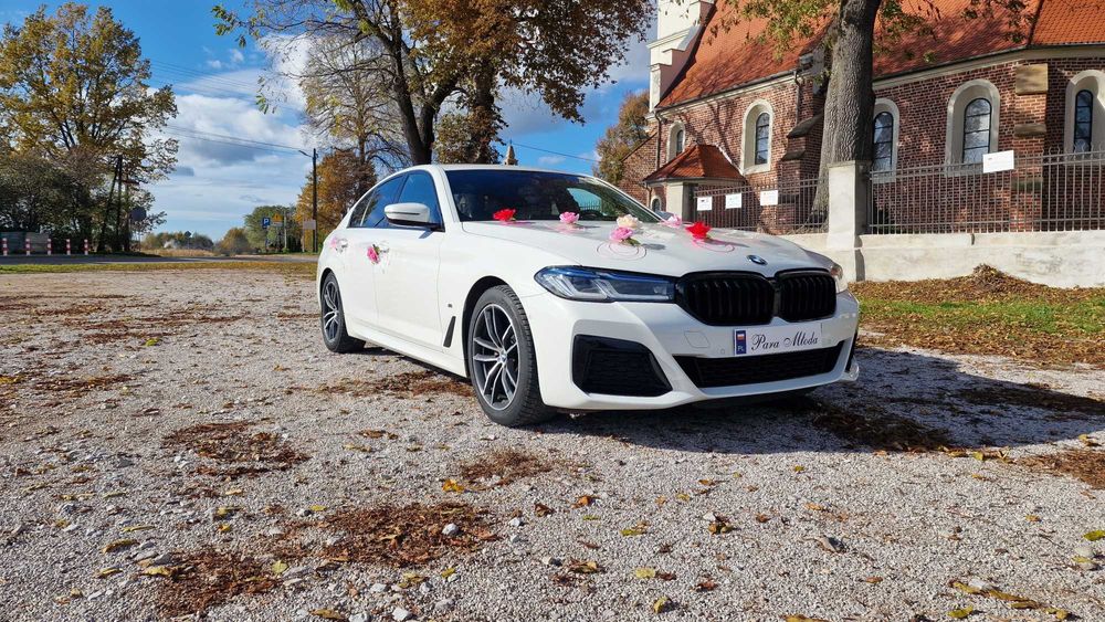 Auto do ślubu  wynajem auta na ślub  BMW 5 Biała Limuzyna Całe ŁÓDZKIE