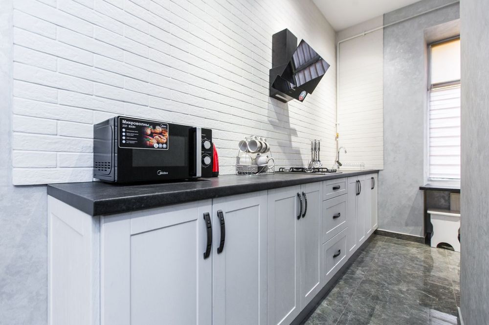 Квартира подобово на Куліша, поруч Оперний театр.