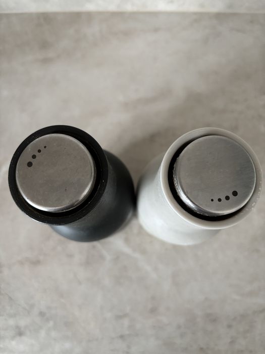 Młynki do soli i pieprzu Audo Copenhagen Bottle Grinder Ash/Carbon