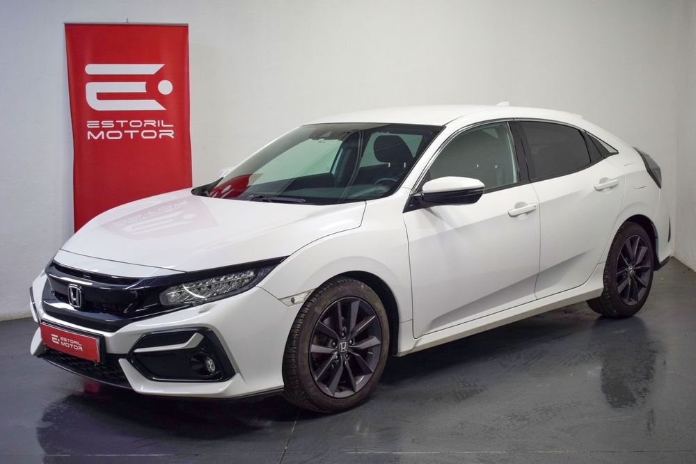 Honda Civic 1.0 i-VTEC Elegance CVT