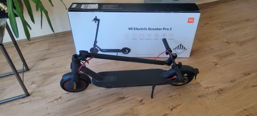Hulajnoga elektryczna Xiaomi Scooter Mi Pro 2 Jak nowa Gwarancja