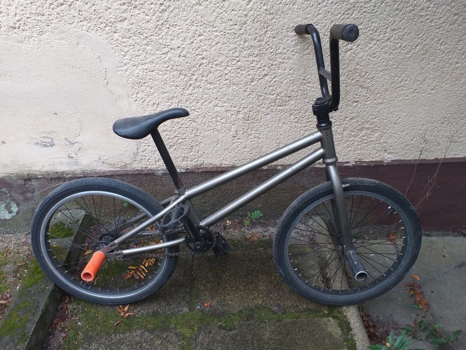St  Martin Darwin bmx flatland