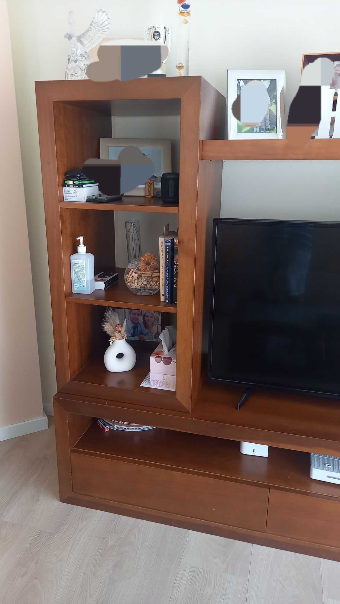Móvel sala +mesa sala cerejeira
