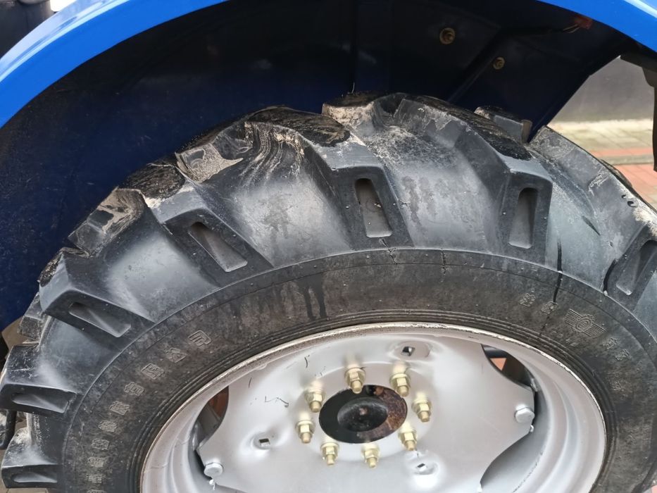 Трактор ДТЗ 5244 HPX.