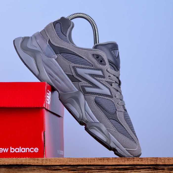 (2002) Кросівки у стилі New Balance 9060 сірі (36-41) нб NB ню беленс