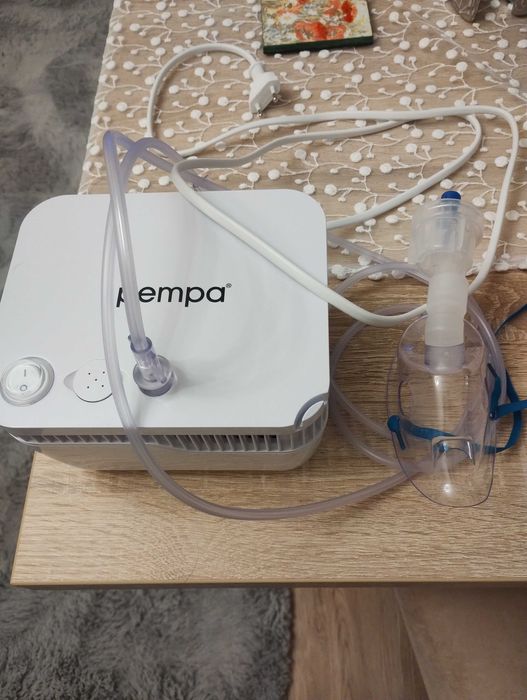 Inhalator Pempa przeznaczony do leczenia chorób dróg oddechowych