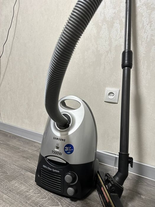 Пилосос Samsung SC4046