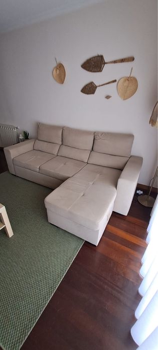 Sofá chaise longue e Poltrona