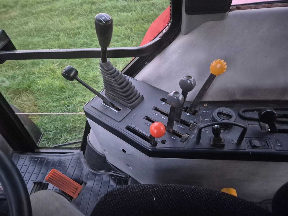 Case 5130 Powershift.